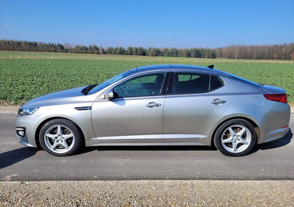 Kia Optima cena 37500 przebieg: 256000, rok produkcji 2012 z Wołczyn małe 92